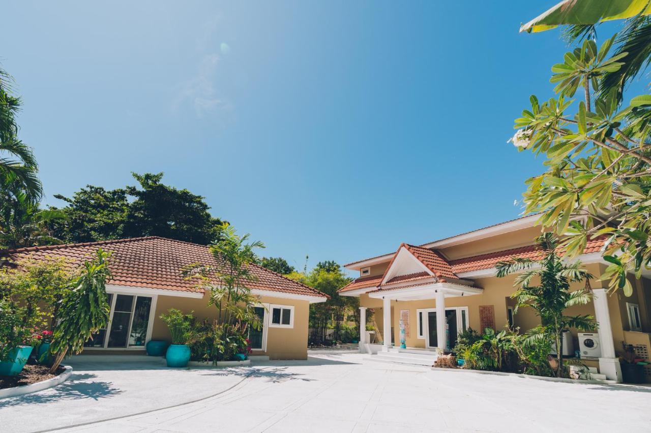 בופוט Samui Art Villa מראה חיצוני תמונה
